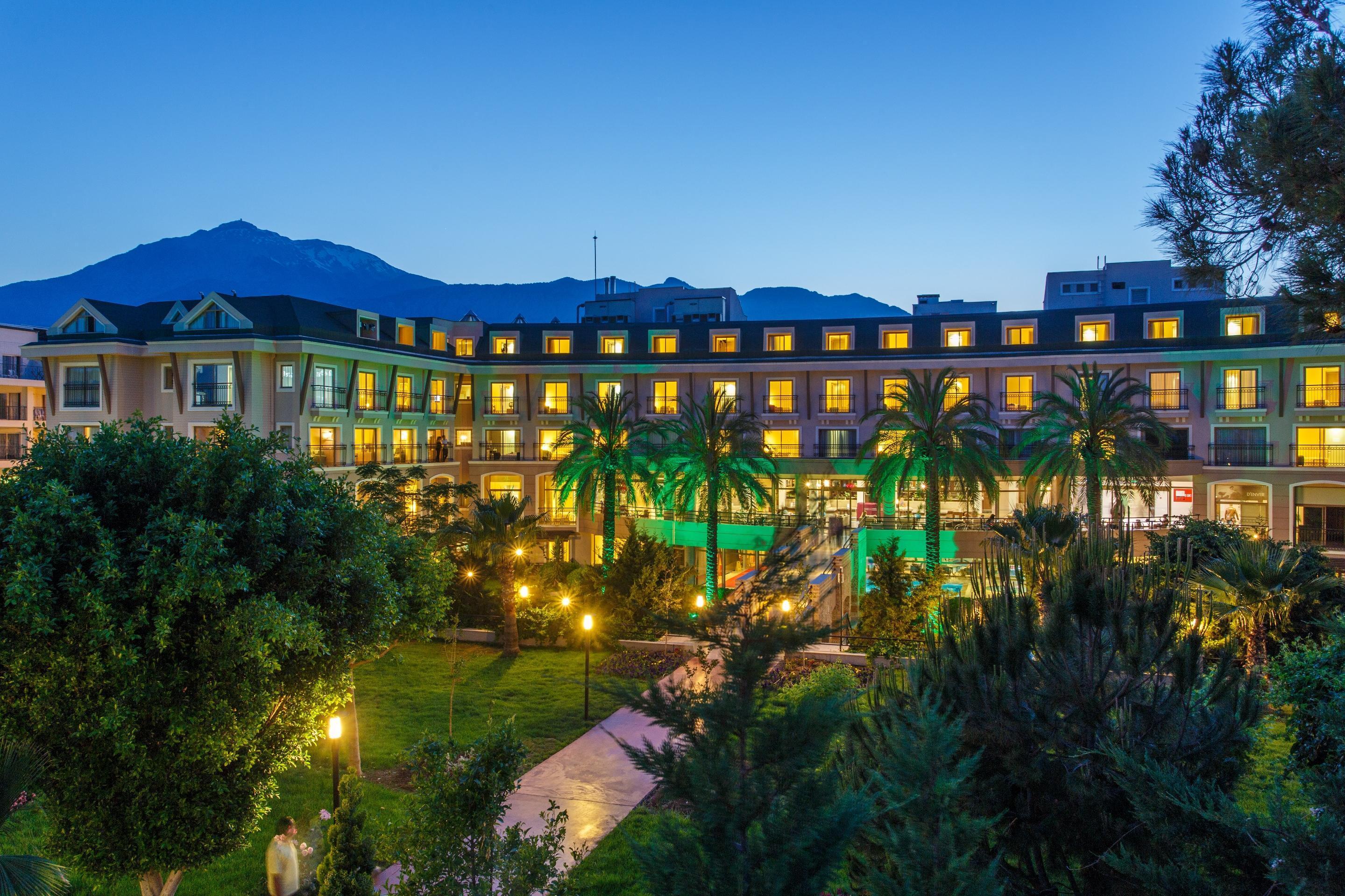 Lucida Beach Hotel Çamyuva 外观 照片