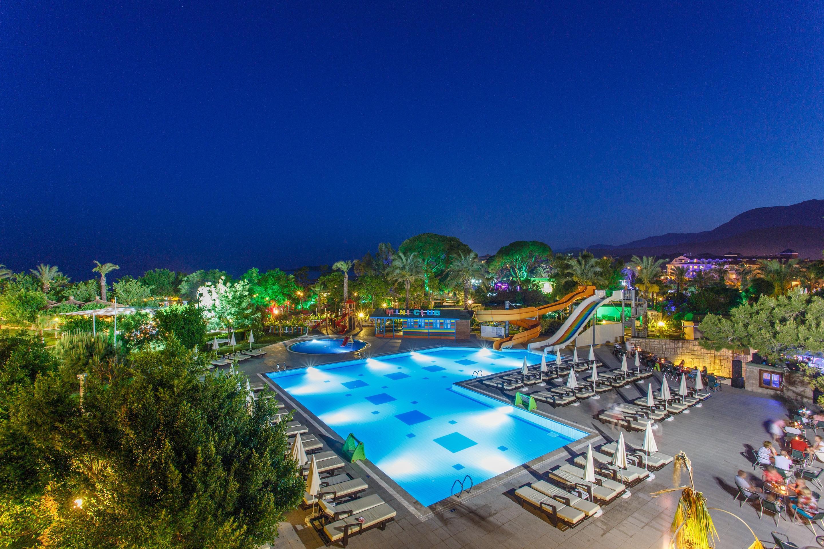 Lucida Beach Hotel Çamyuva 外观 照片