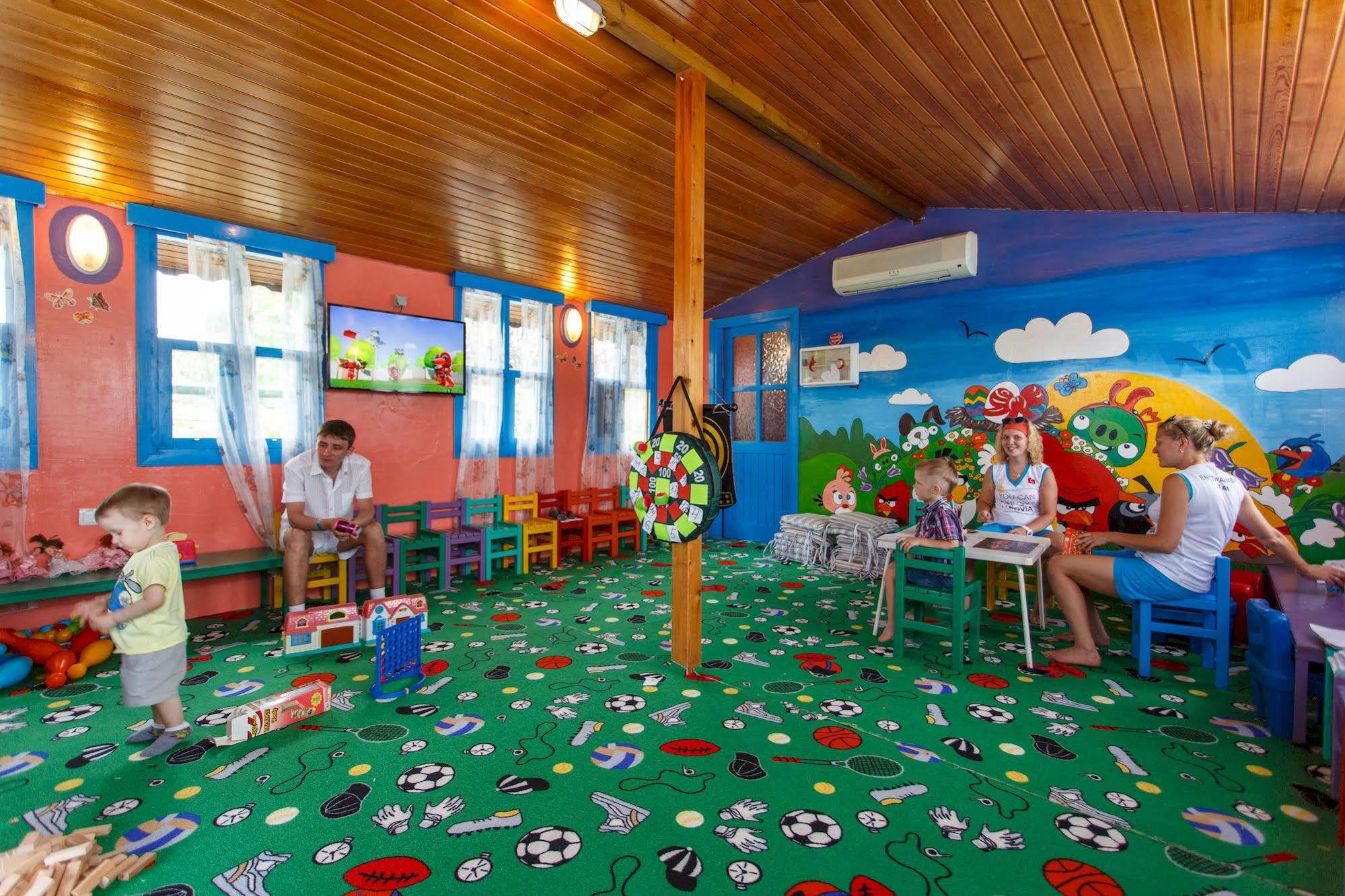Lucida Beach Hotel Çamyuva 外观 照片